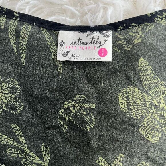 Intimately Free People Voile & Lace Trapeze Dress Rare Green Floral Print Sz Sm - Picture 6 of 16